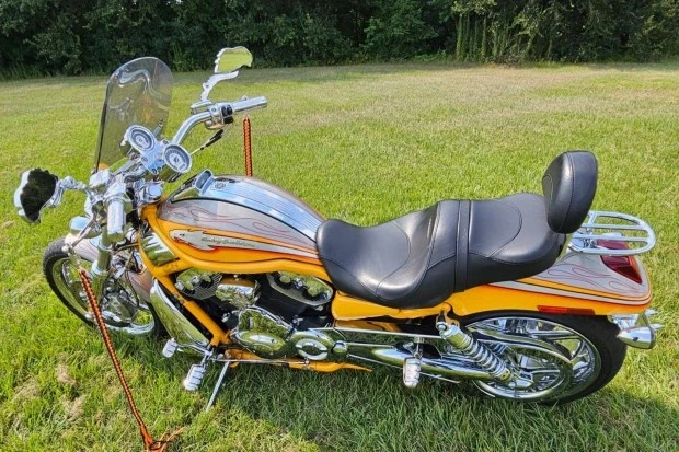 2006 Harley-Davidson V-Rod - Image 2 of 7