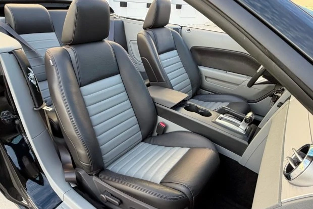2007 Ford S197 Mustang - Image 4 of 8