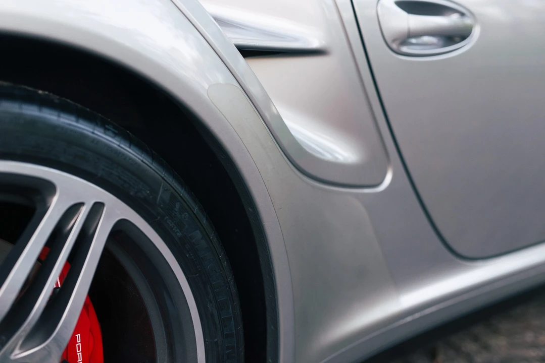 2007 Porsche 997 Turbo - Image 25 of 31
