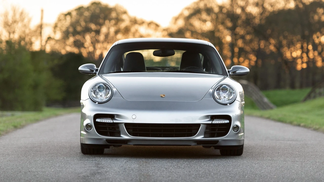 2007 Porsche 997 Turbo - Image 16 of 31