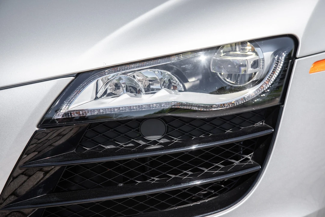 2010 Audi 42 R8 - Image 11 of 31