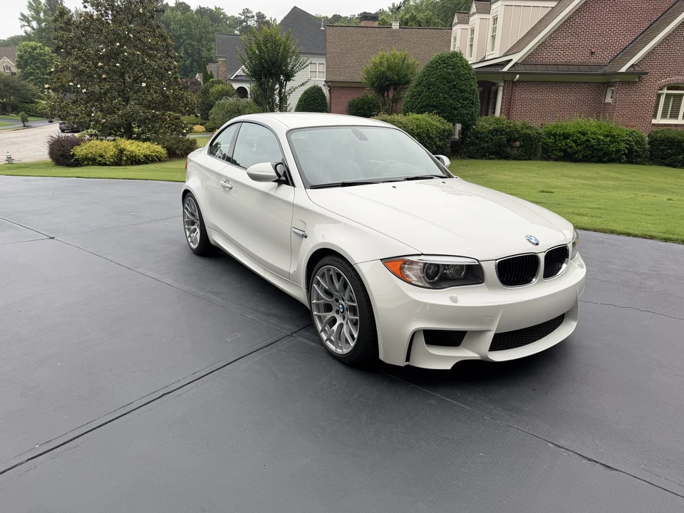 2011 BMW 1M - Image 8 of 31