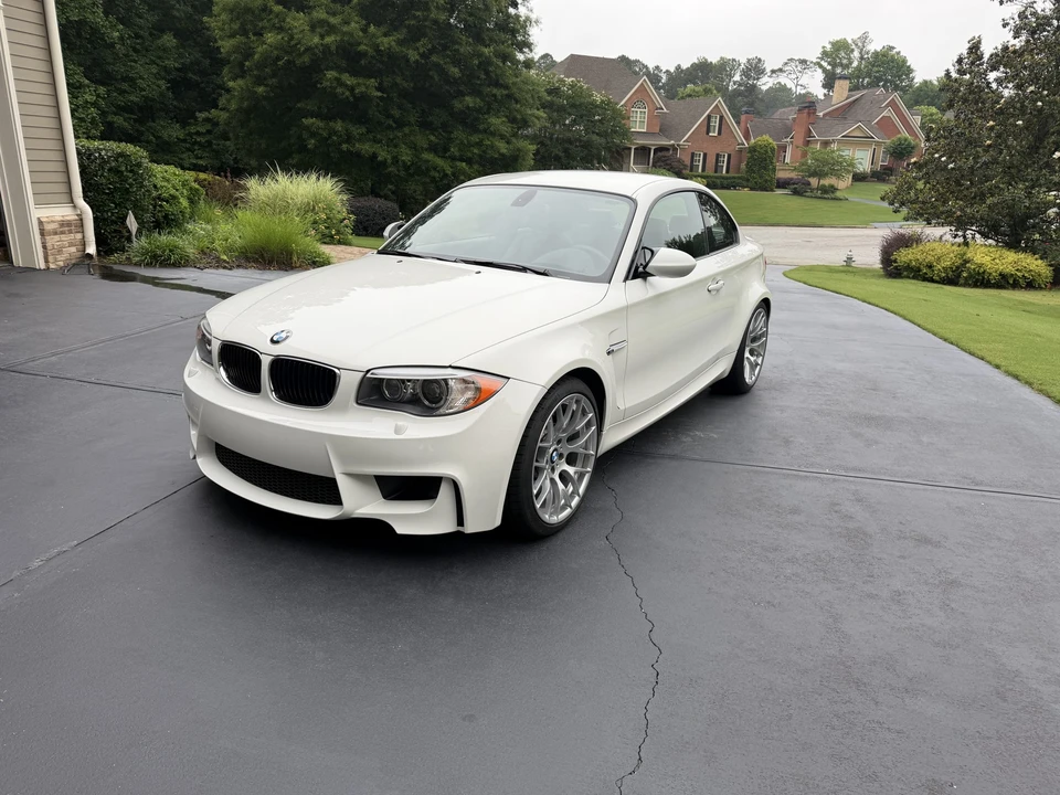 2011 BMW 1M - Image 2 of 31