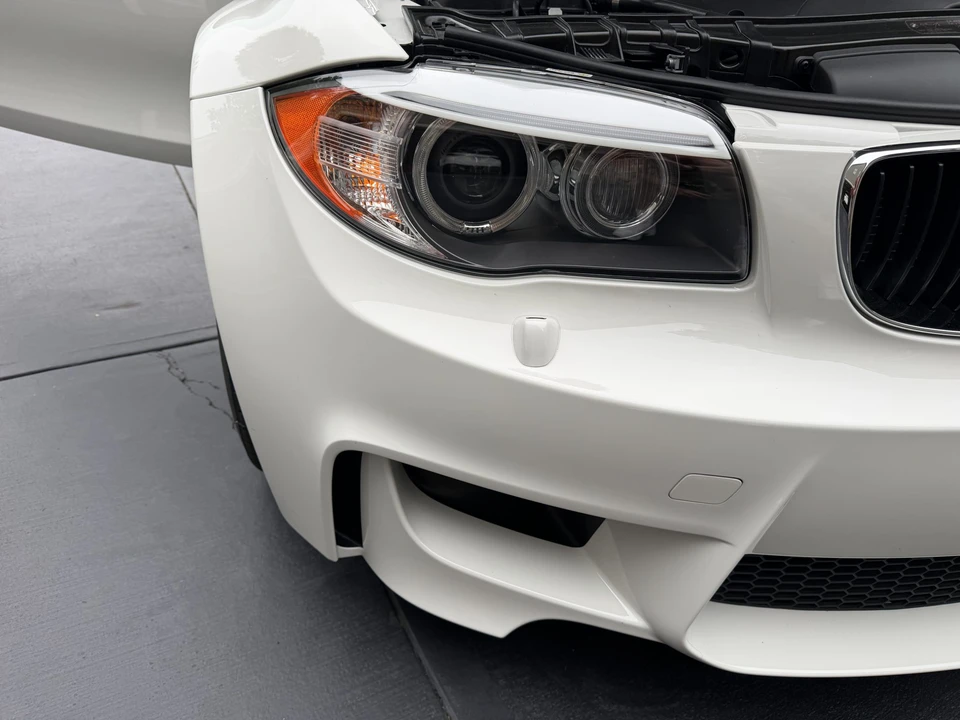 2011 BMW 1M - Image 16 of 31