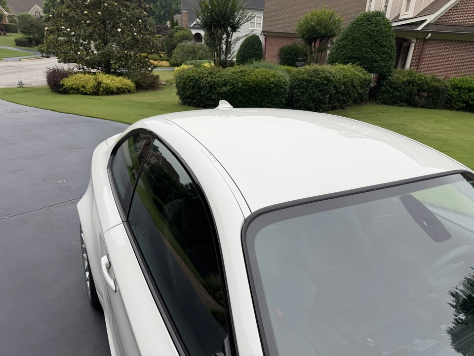 2011 BMW 1M - Image 20 of 31
