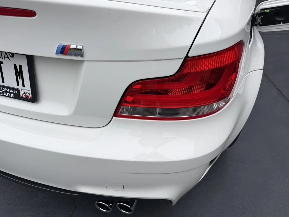 2011 BMW 1M - Image 13 of 31