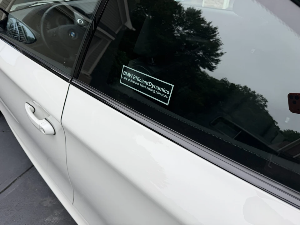 2011 BMW 1M - Image 22 of 31