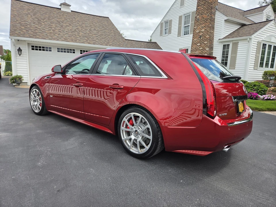2014 Cadillac CTS-V 2nd Gen - Image 8 of 31