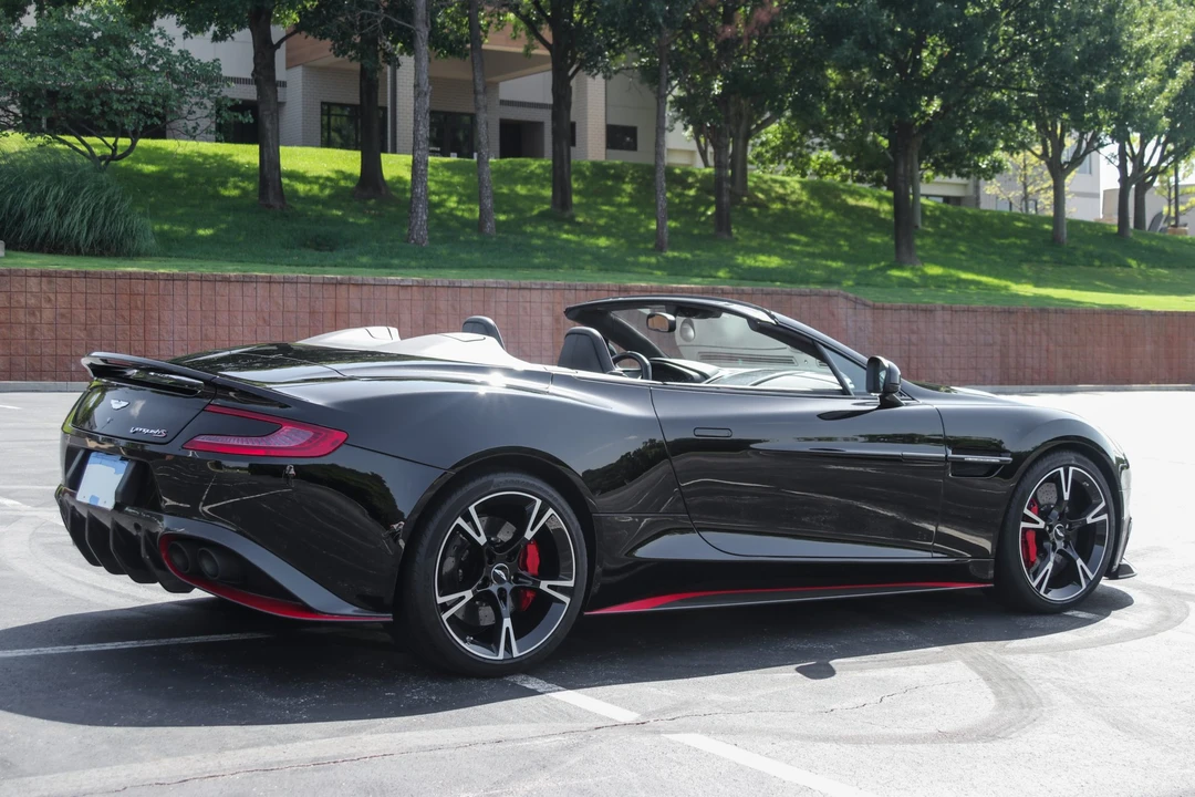 2018 Aston Martin Vanquish 2nd Gen - Image 4 of 31