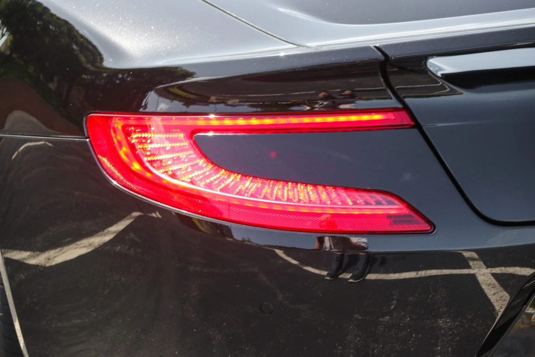 2018 Aston Martin Vanquish 2nd Gen - Image 28 of 31