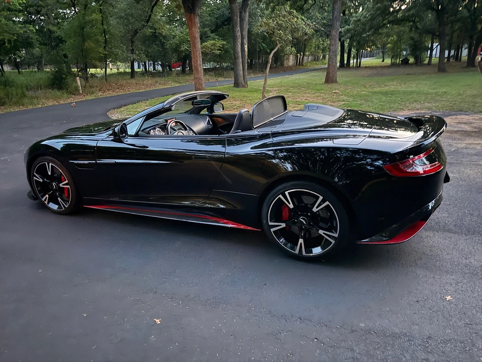 2018 Aston Martin Vanquish 2nd Gen - Image 21 of 31