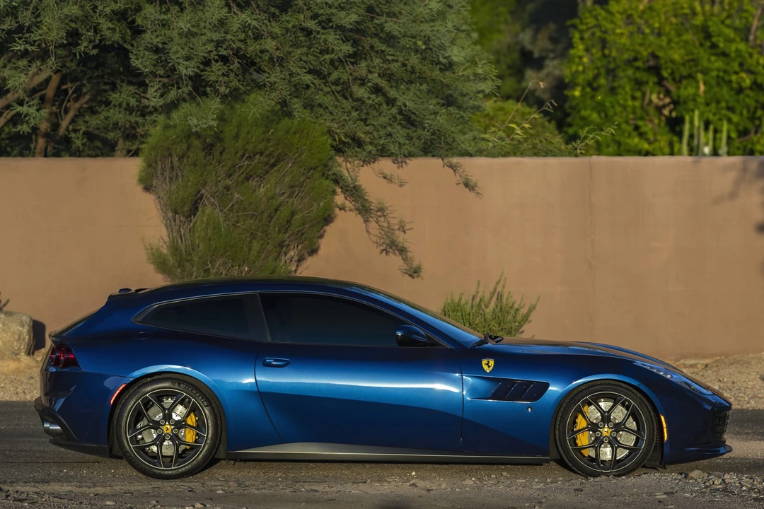 2019 Ferrari GTC4Lusso T - Image 14 of 31