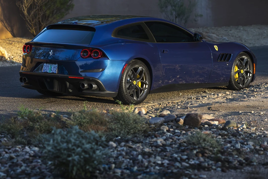 2019 Ferrari GTC4Lusso T - Image 24 of 31