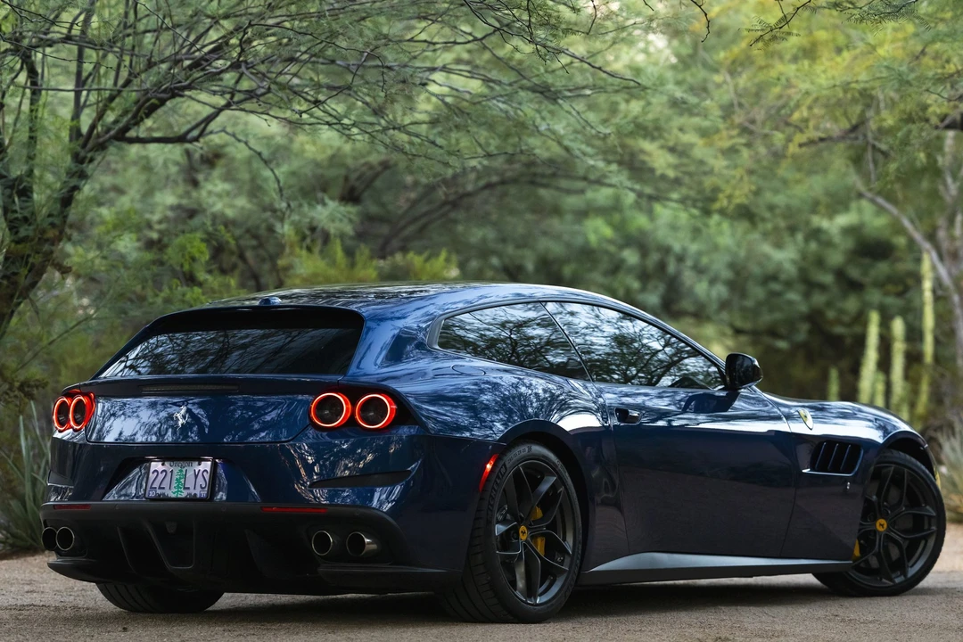2019 Ferrari GTC4Lusso T - Image 13 of 31