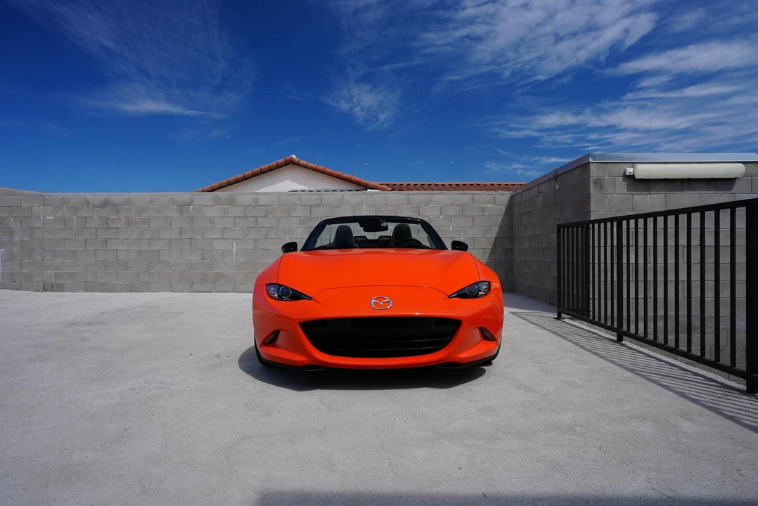 2019 Mazda ND MX-5 Miata - Image 4 of 31
