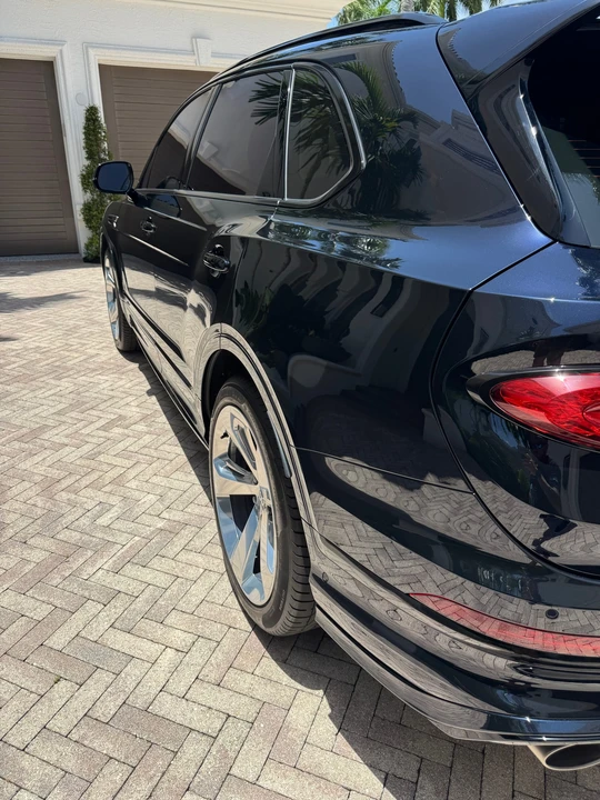 2022 Bentley Bentayga Speed - Image 24 of 31
