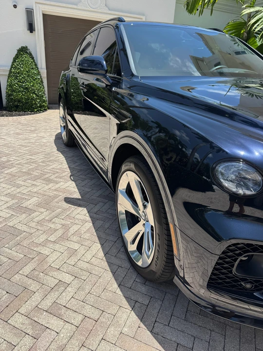 2022 Bentley Bentayga Speed - Image 29 of 31