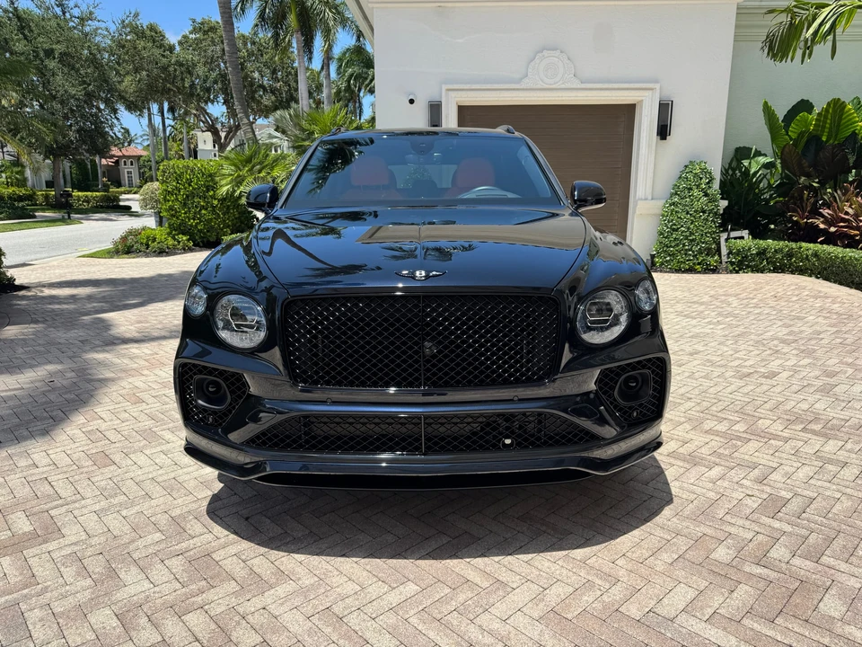 2022 Bentley Bentayga Speed - Image 4 of 31