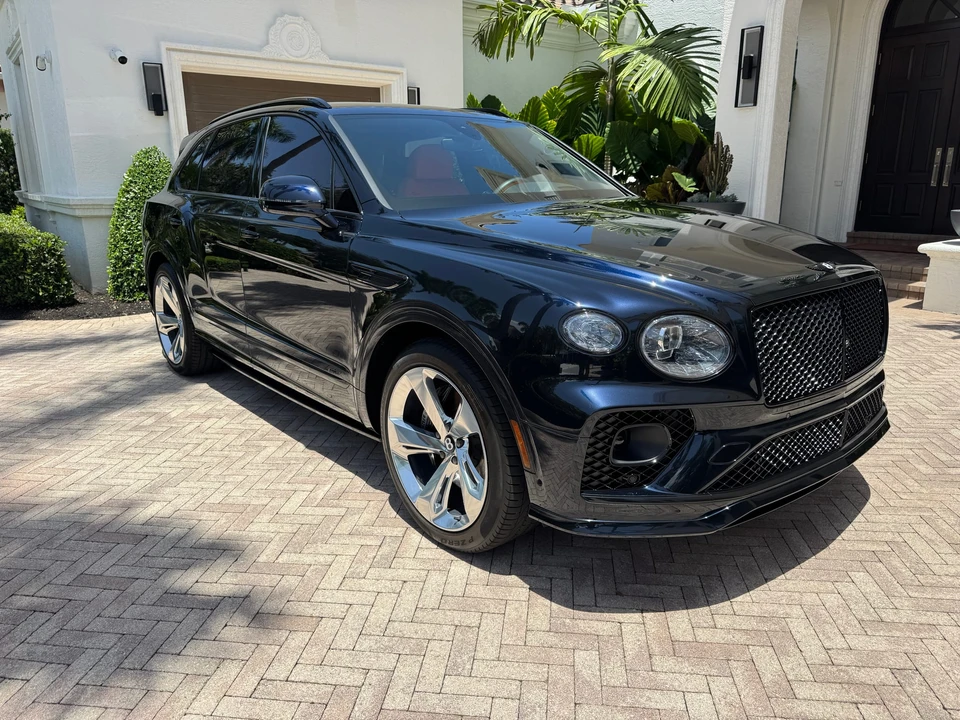 2022 Bentley Bentayga Speed - Image 6 of 31
