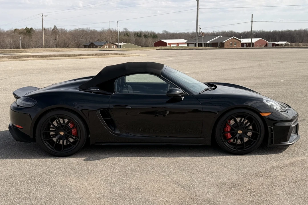 2022 Porsche 718 Boxster Spyder - Image 3 of 6
