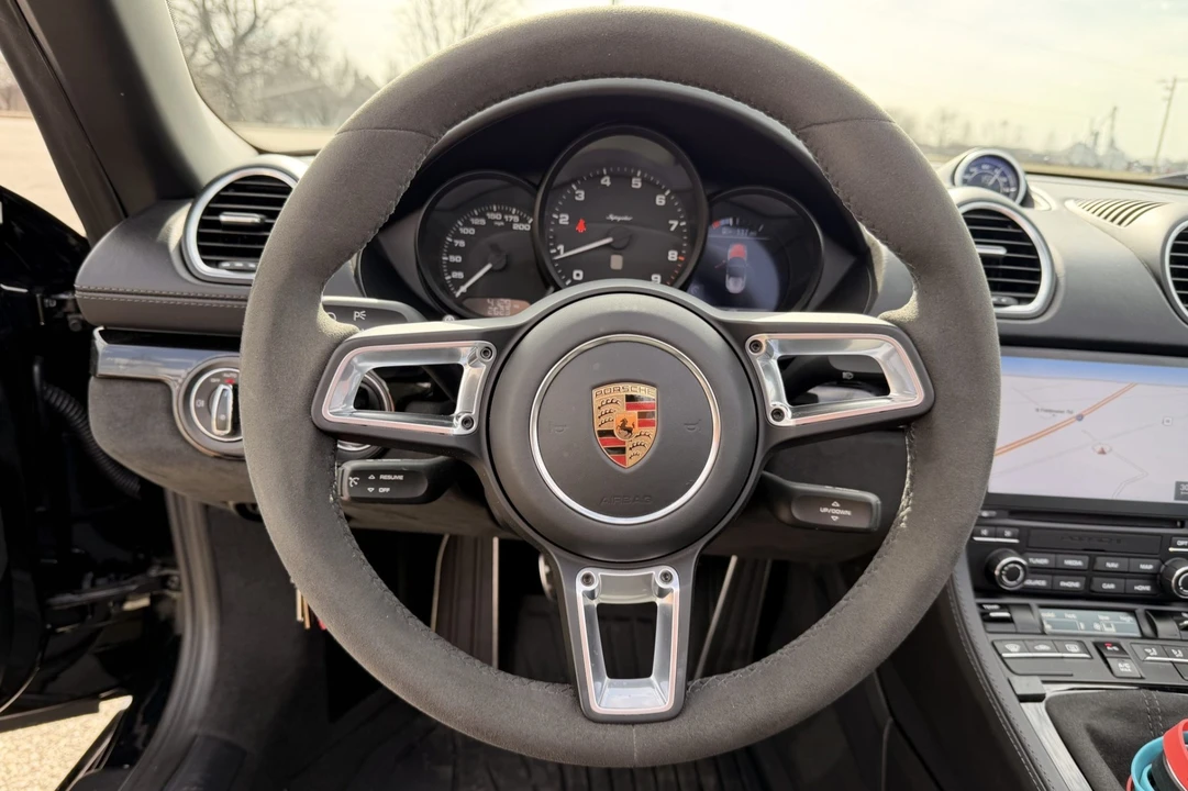 2022 Porsche 718 Boxster Spyder - Image 5 of 6