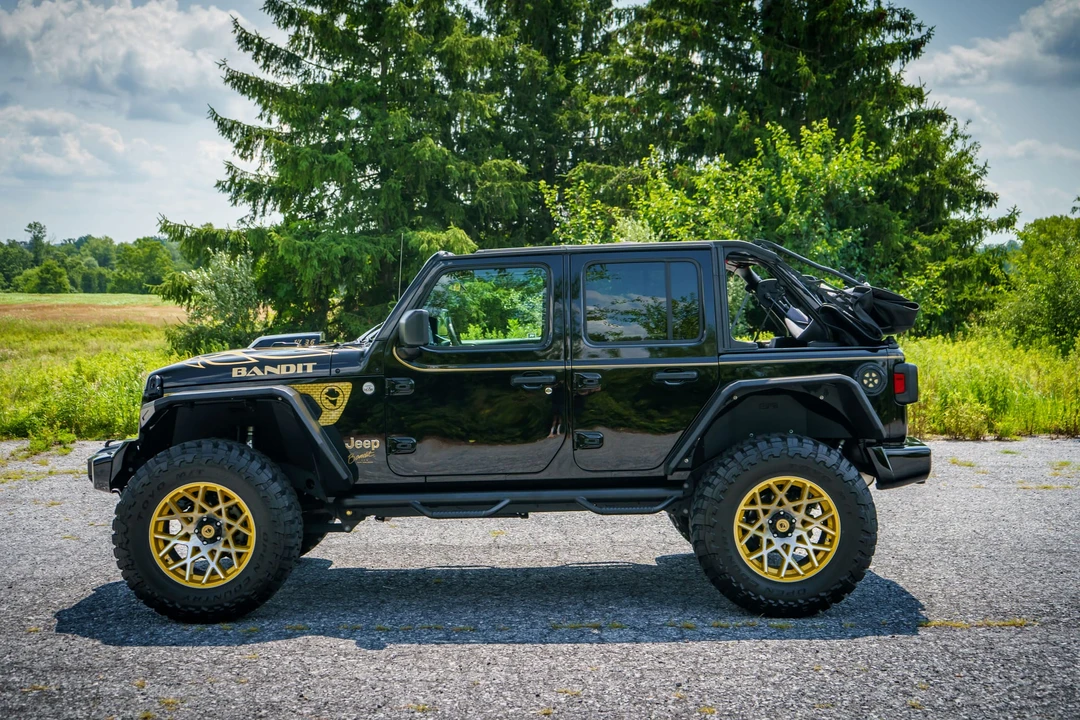 2018 Jeep JL Wrangler - Image 25 of 31