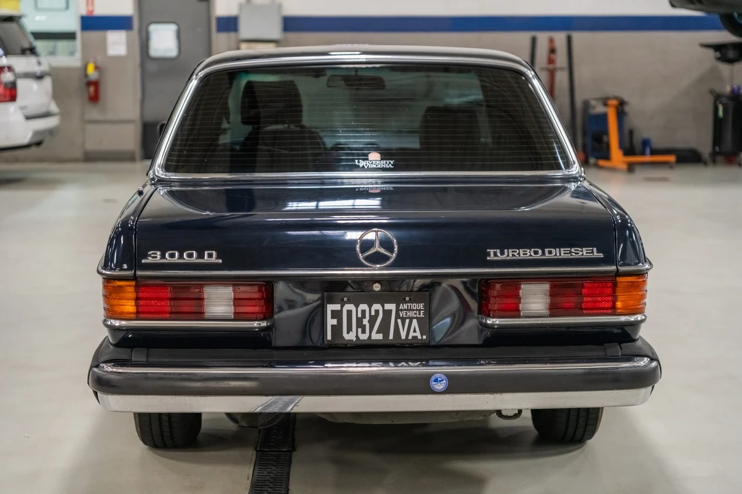 1985 Mercedes-Benz W123 Sedan - Image 6 of 31