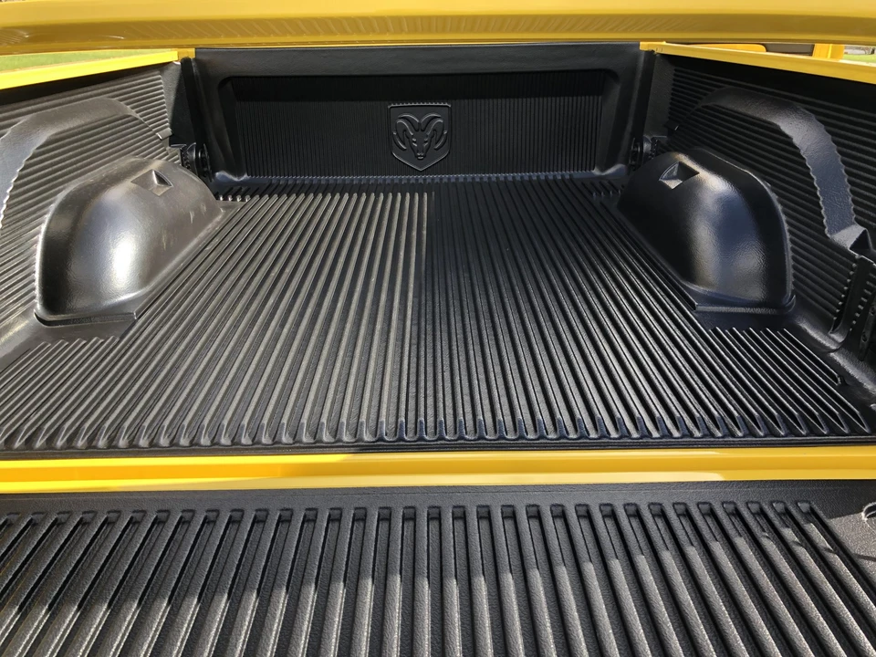 2005 Dodge Ram SRT-10 3rd Gen - Image 28 of 31