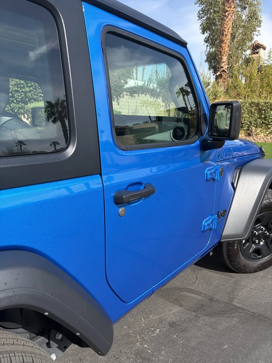 2025 Jeep JL Wrangler - Image 26 of 31