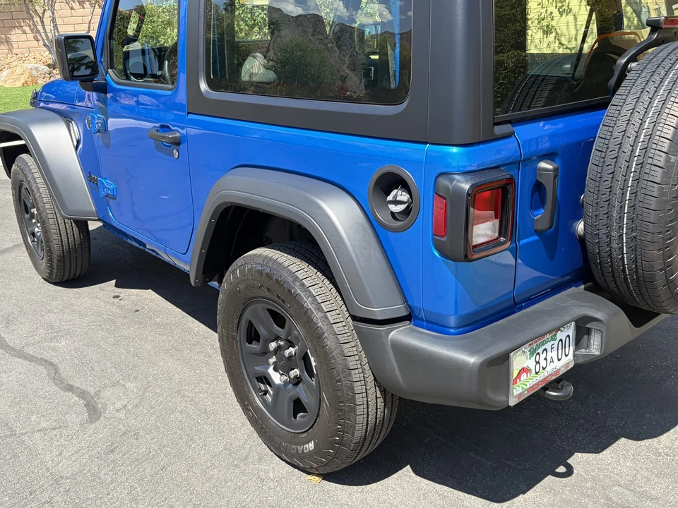2025 Jeep JL Wrangler - Image 31 of 31