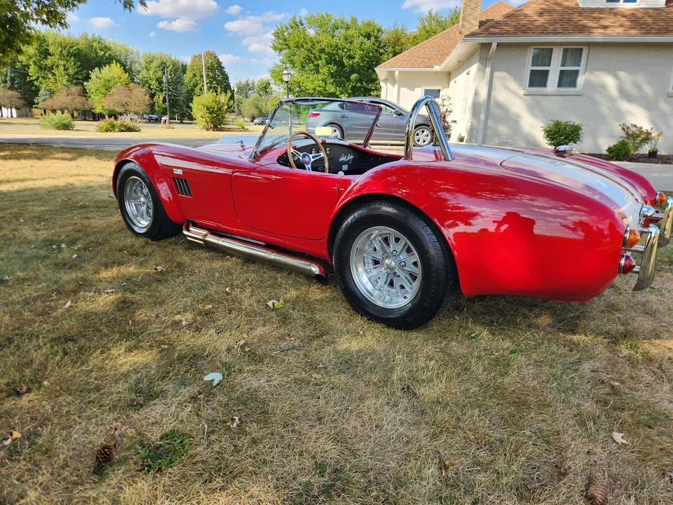 Shelby Cobra Replica - Image 25 of 31