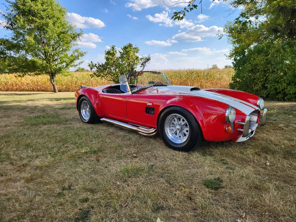 Shelby Cobra Replica - Image 20 of 31