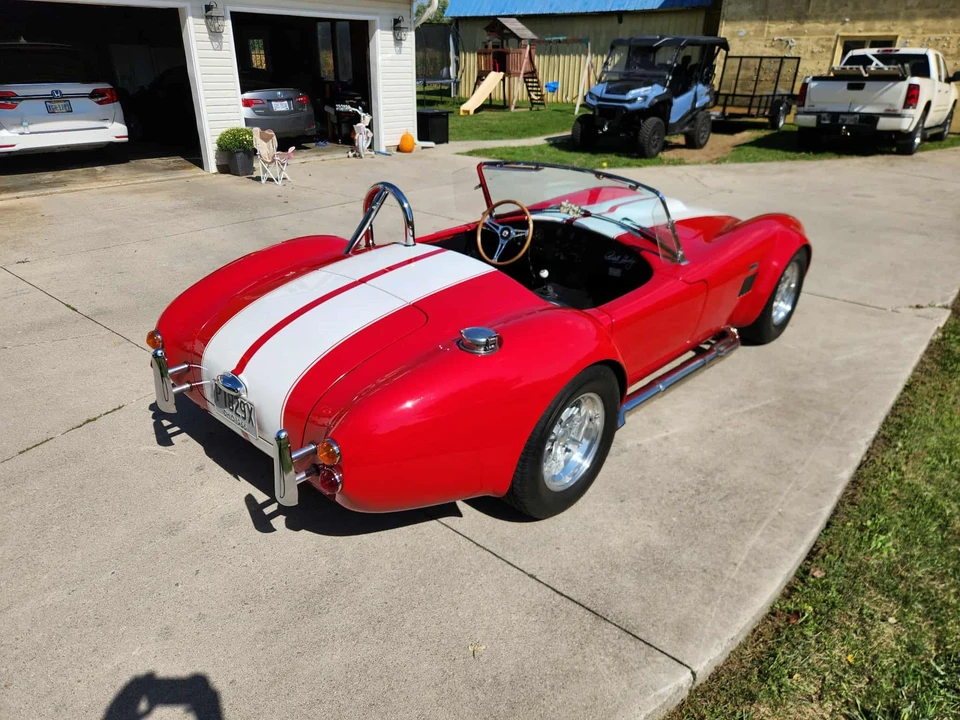 Shelby Cobra Replica - Image 10 of 31