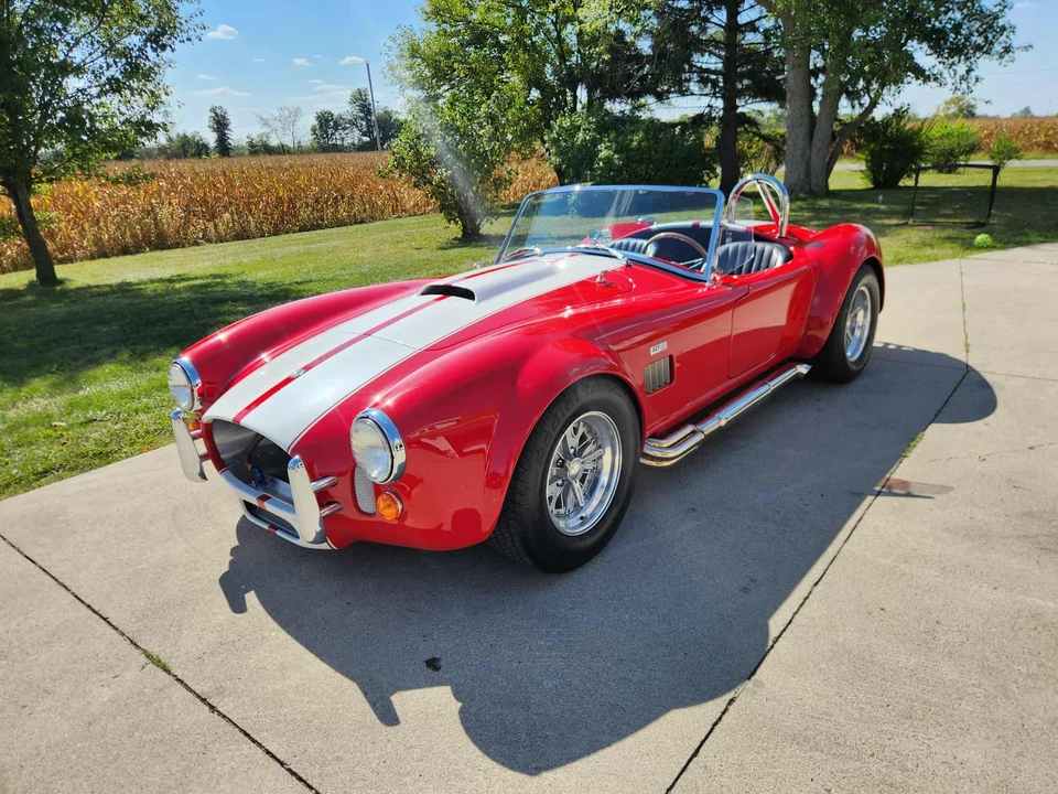 Shelby Cobra Replica - Image 4 of 31