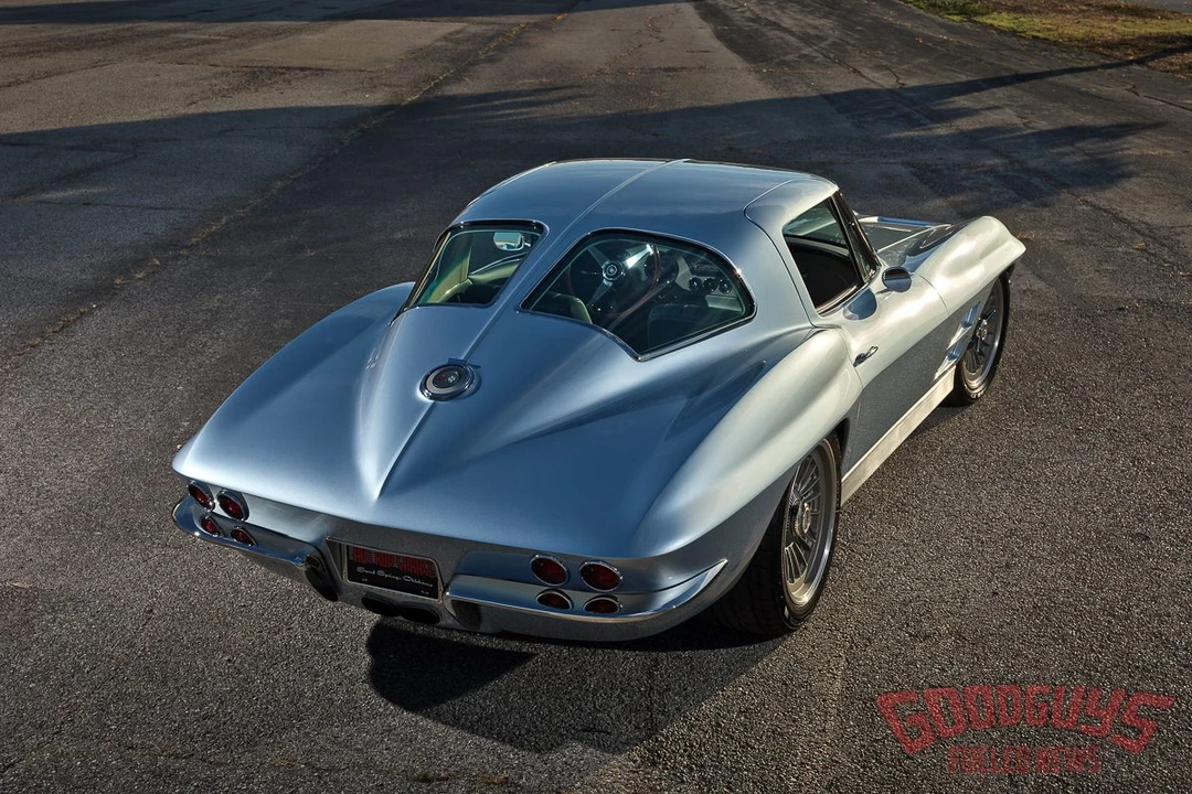 Chevrolet Corvette C2 - Image 12 of 31