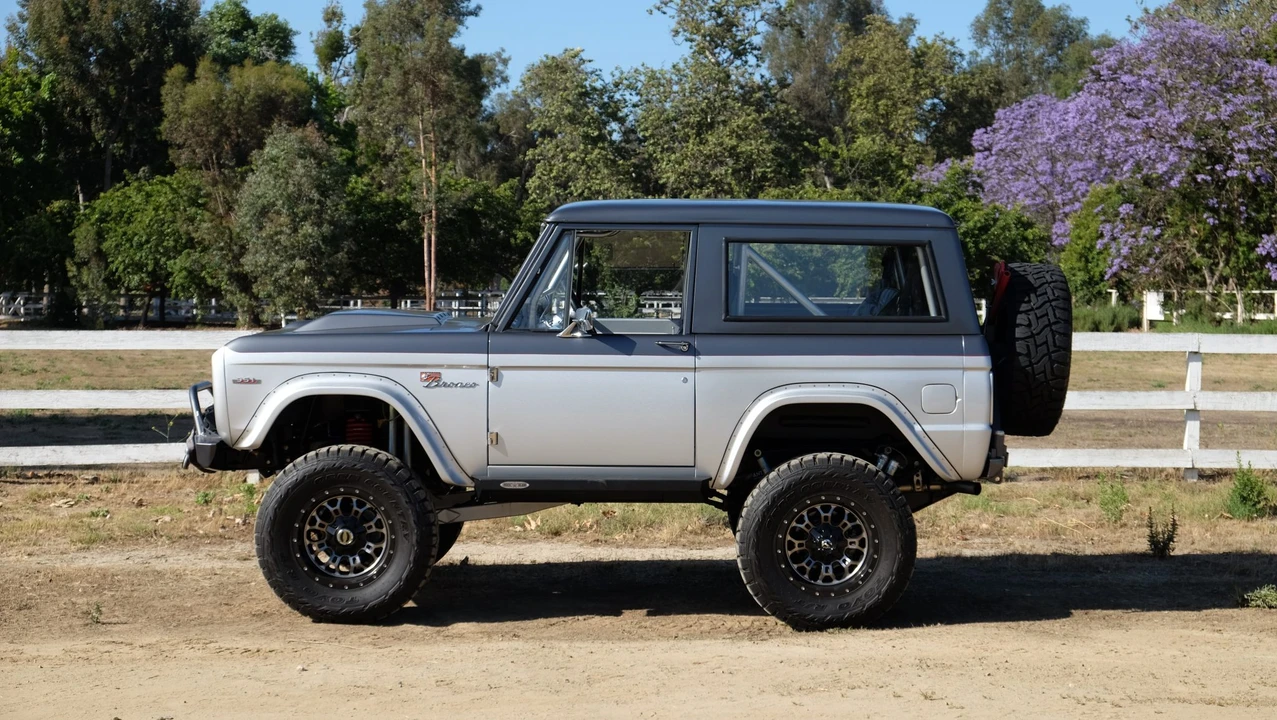1976 Ford Bronco 1st Gen - Image 11 of 31