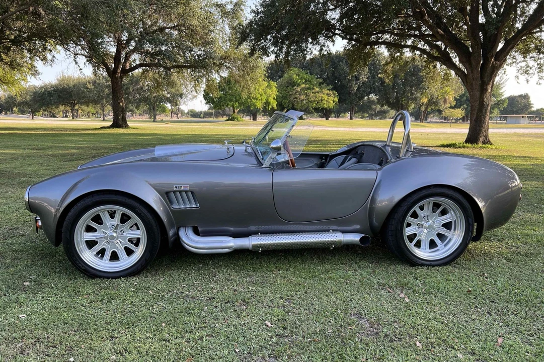 Shelby Cobra Replica - Image 5 of 31