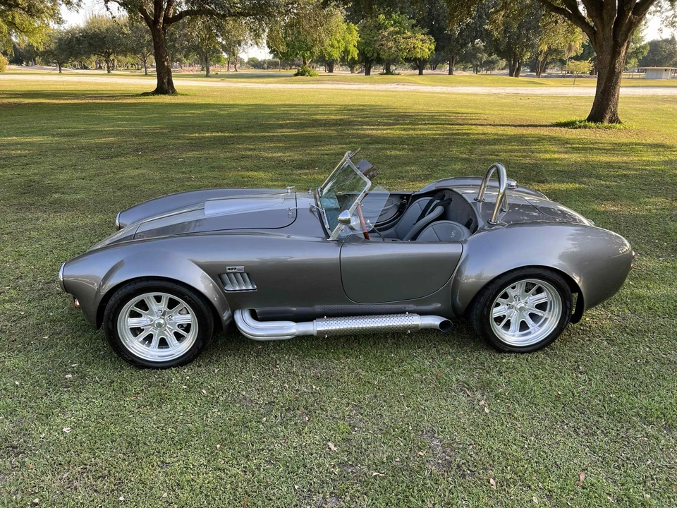 Shelby Cobra Replica - Image 4 of 31