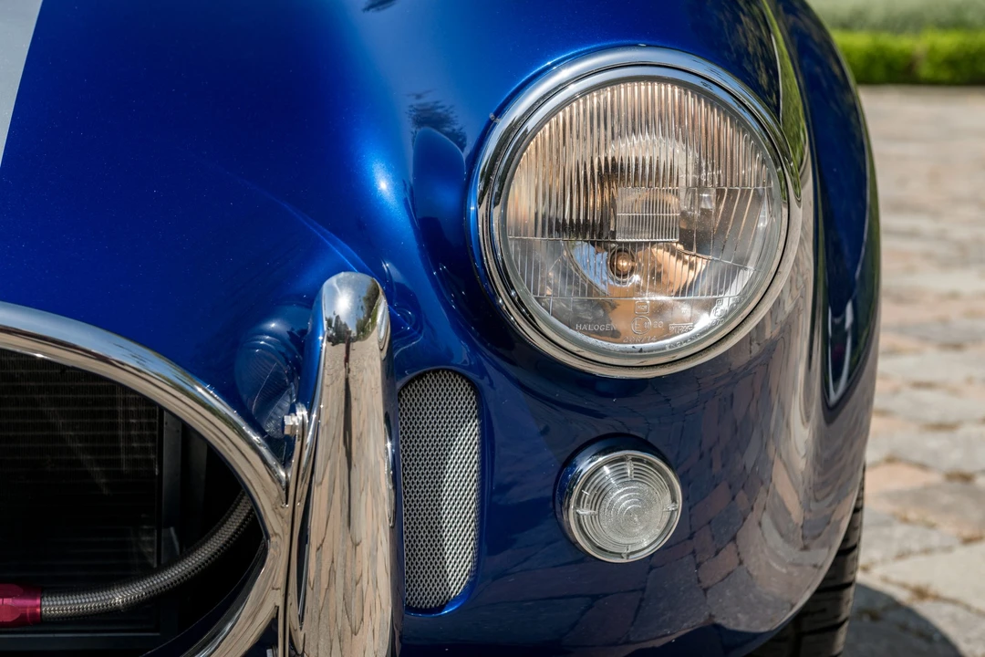 Shelby Cobra Replica - Image 10 of 31
