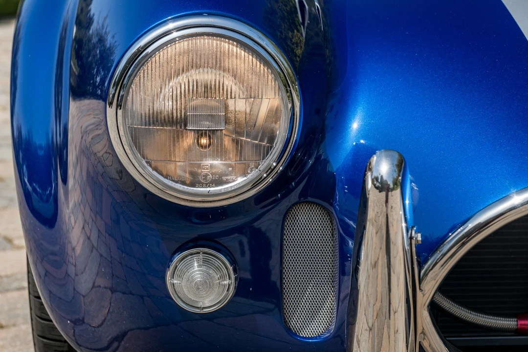 Shelby Cobra Replica - Image 9 of 31