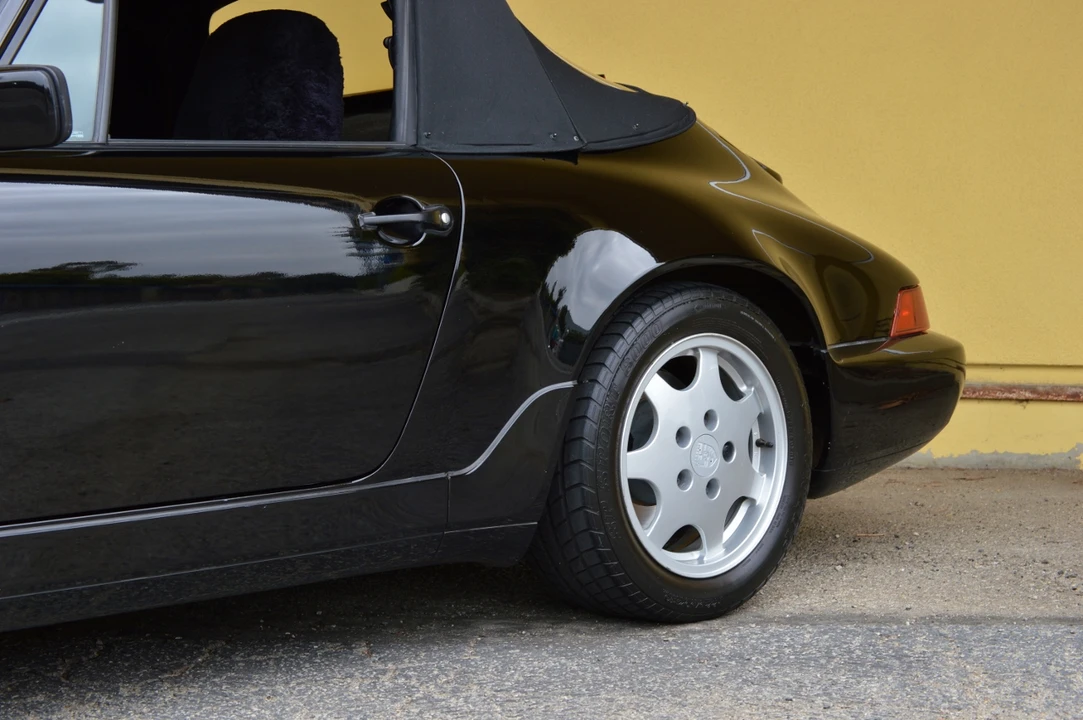 1990 Porsche 964 Carrera - Image 14 of 31