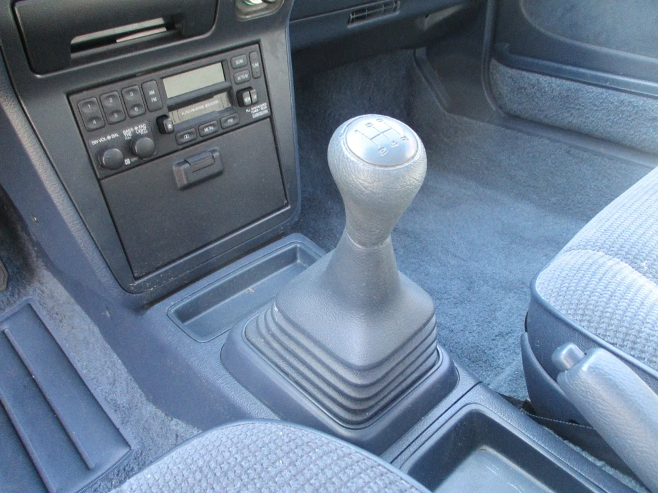 1991 Mazda MX-6 1st Gen - Image 24 of 31
