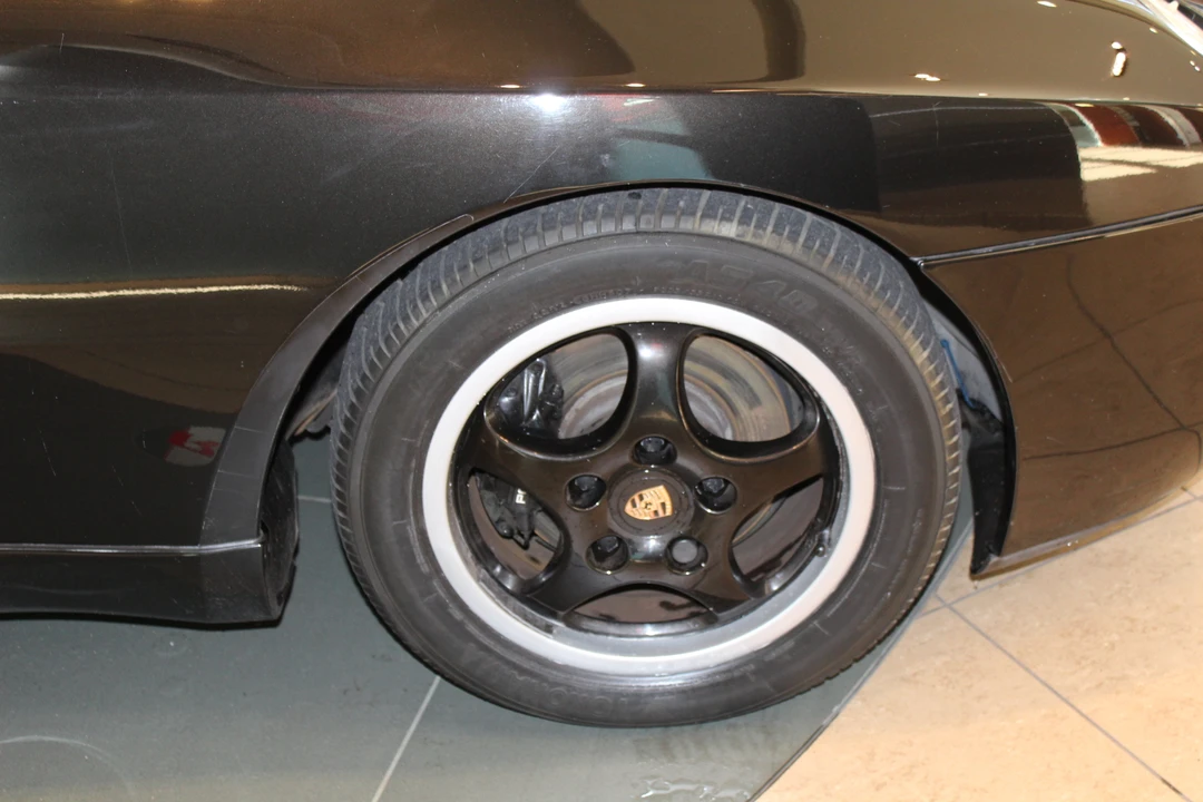 1993 Porsche 968 - Image 17 of 30