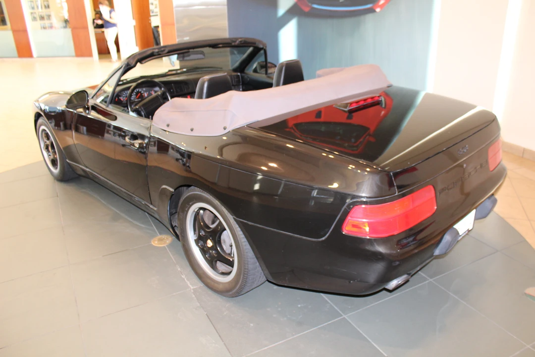 1993 Porsche 968 - Image 16 of 30