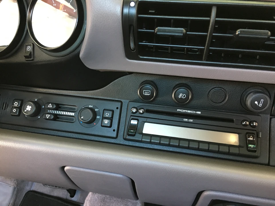 1997 Porsche 993 Carrera - Image 27 of 31