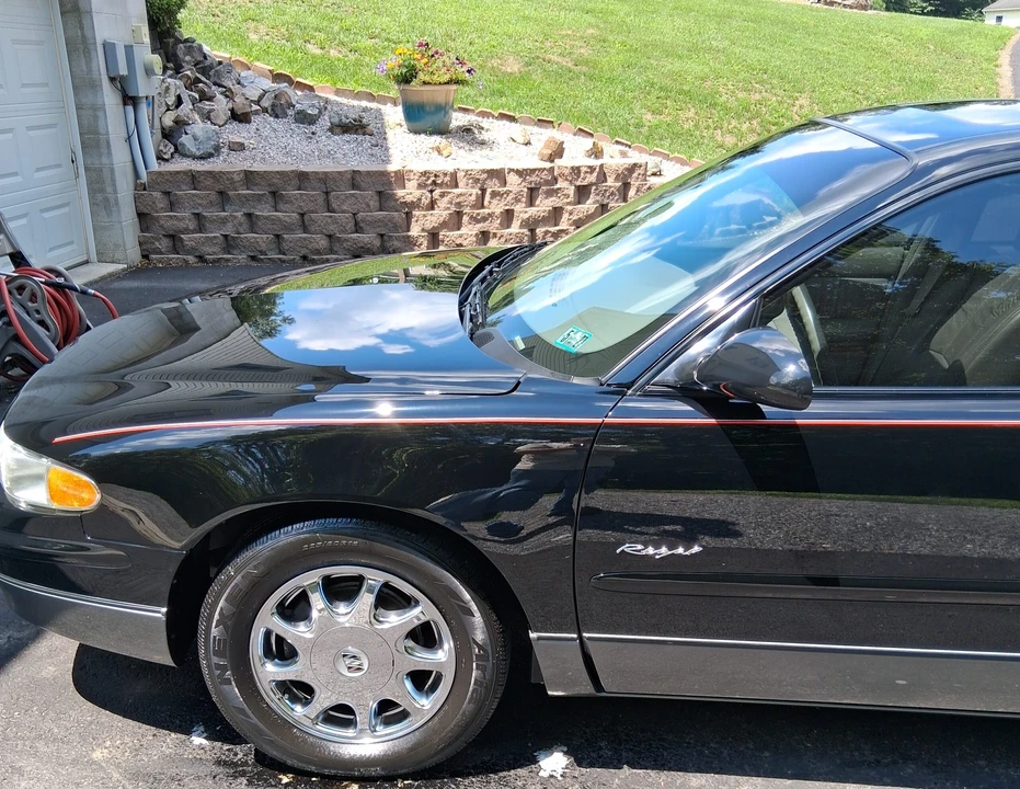 2000 Buick Regal - Image 16 of 31