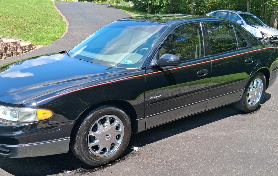 2000 Buick Regal - Image 15 of 31