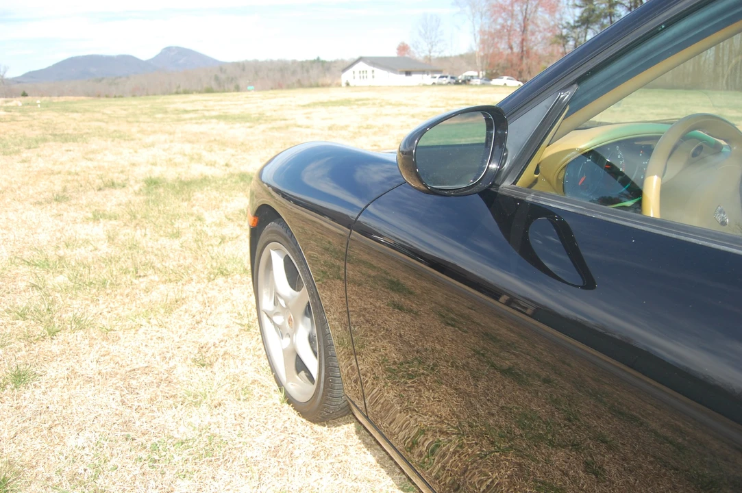 2003 Porsche 996 Carrera - Image 14 of 31