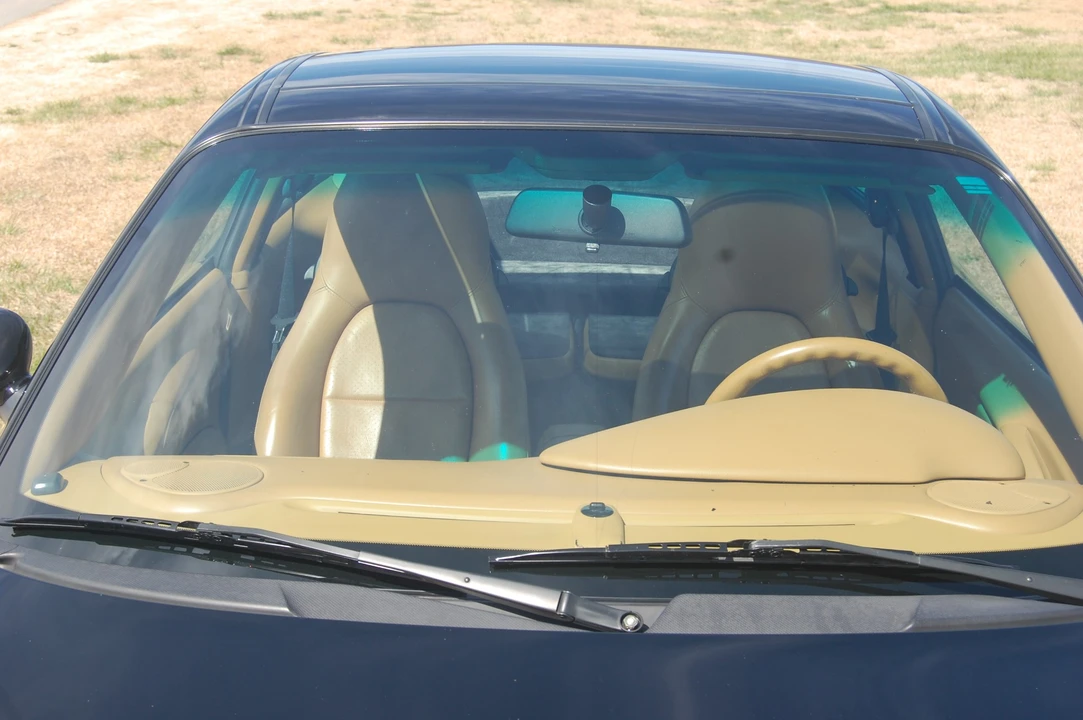 2003 Porsche 996 Carrera - Image 28 of 31