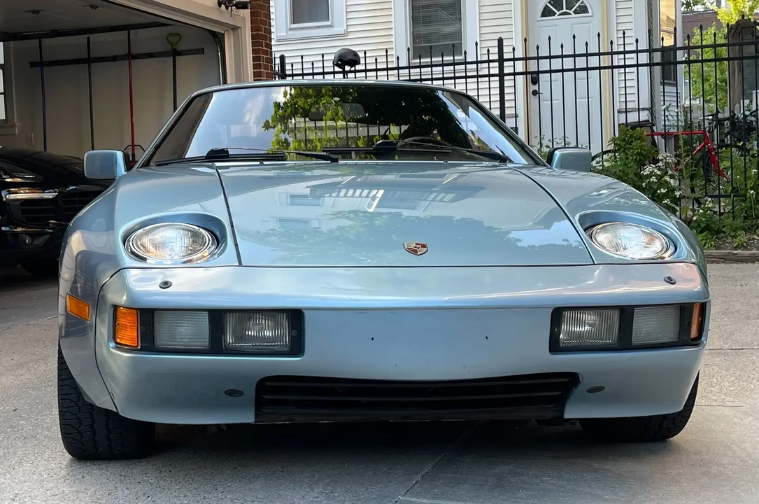 1982 Porsche 928 - Image 3 of 6